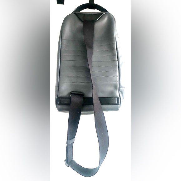 New TUMI Harrison Emerson genuine grey leather sling crossbody shoulder bag - Picture 3 of 8